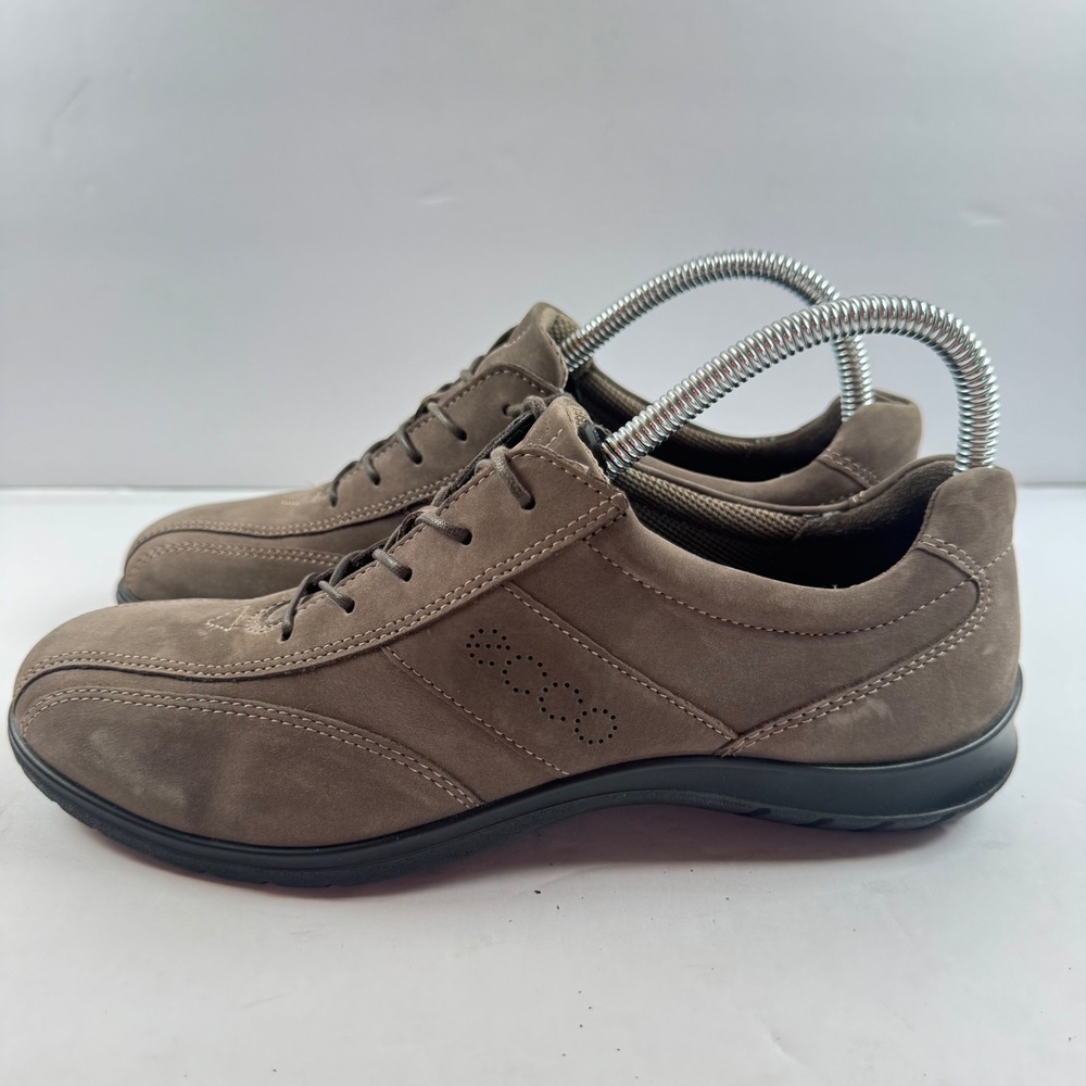 ECCO Womens 39 Brown Nubuck Leather Lace Up Walking Shoes Sneakers Comfort‎ US 8